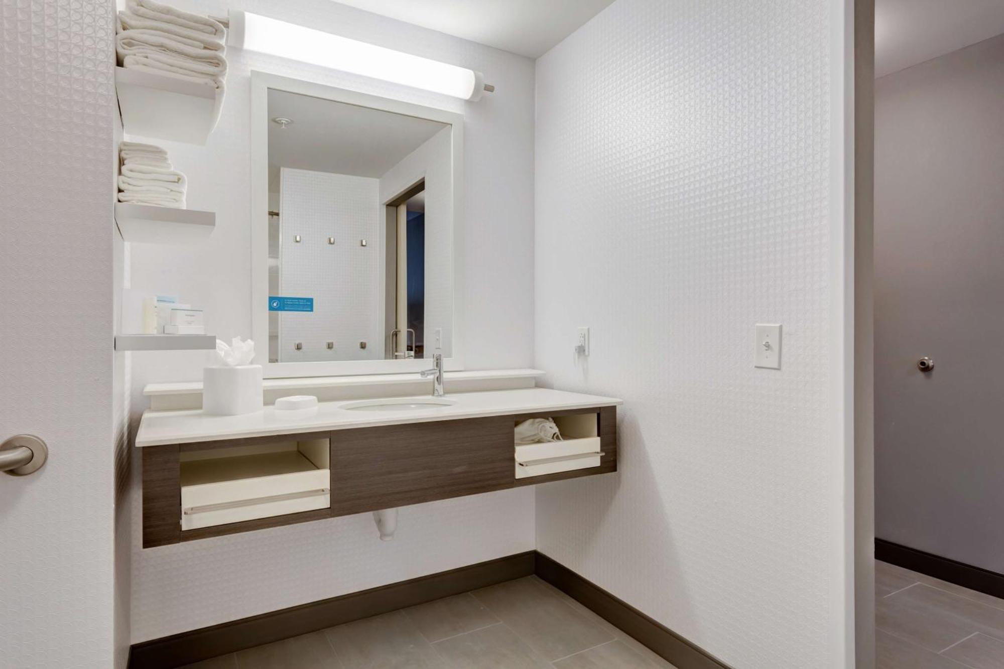 Hampton Inn-st. Louis Wentzville, Mo Wentzville